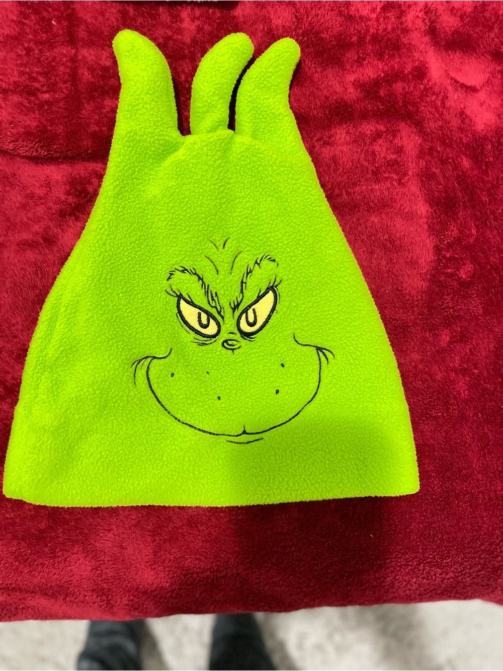Kids Plush One-Piece Hat with Grinch Face - Neon Green